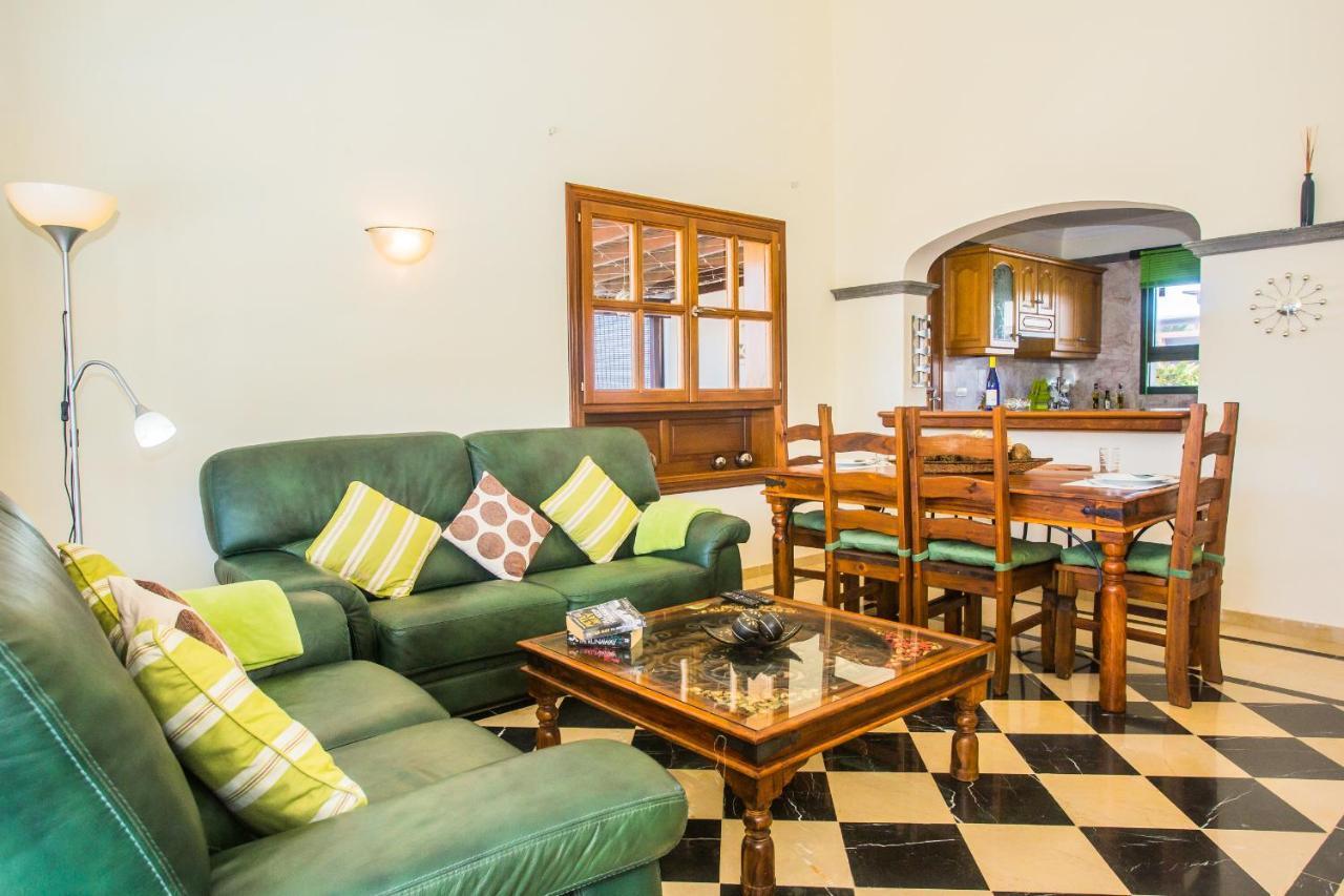 Villa Eleonor Playa Blanca  Esterno foto